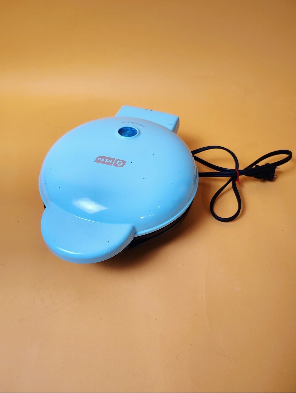 Dash Express Mini Donut Maker Machine 7 Capacity Nonstick Aqua Blue DDM007
